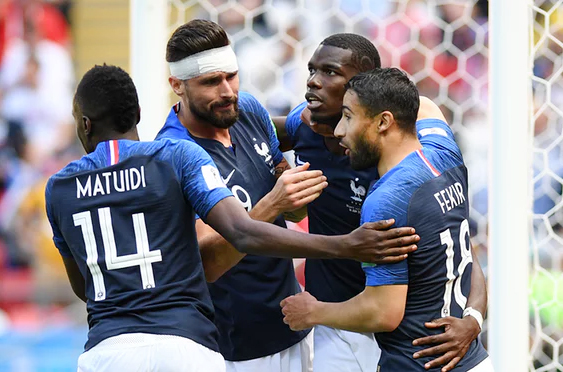 Pháp 2-1 Australia: “Gà trống Gô-loa” cất tiếng gáy

